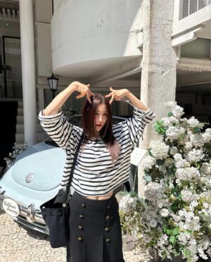 Park Ha-seon Instagram - 꽁꽁🐈