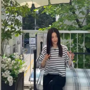Park Ha-seon Instagram - 꽁꽁🐈