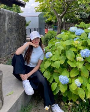 Park Han-byul Instagram - 💙🩵
