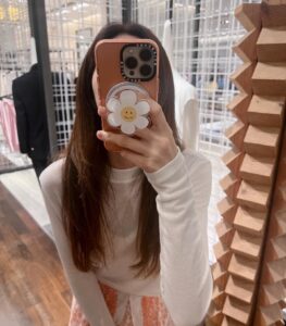 Park Han-byul Instagram - 🌸