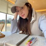 Park Han-byul Instagram – 📒🖊️

#monday