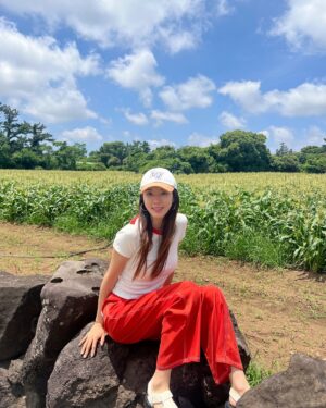Park Han-byul Instagram - 🌽
