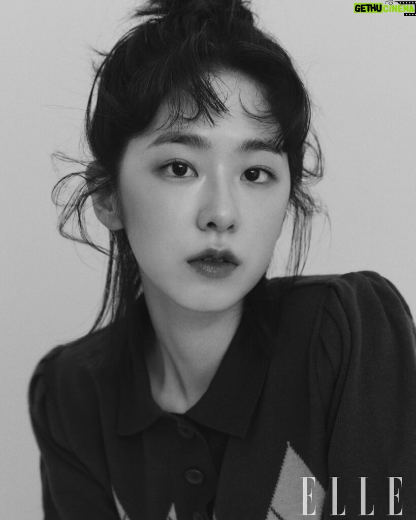 Park Hye-su Instagram - @ellekorea 11월호 🤎