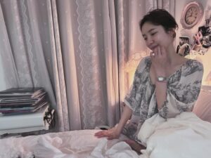 Park Ji-hyun Instagram - 