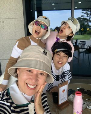 Park Mi-sun Instagram - 골프  4인방  이름하여  4미인골 
.
#박미선 #조혜련 #김지선 #김지혜 
.
과연  누가  오늘  1등 일까요? ㅎㅎ 
.
#서원벨리  #골프대결  #개그우먼4인방