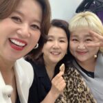 Park Mi-sun Instagram - 오랜만에 같이 촬영~~ . #이성미#홍윤화
