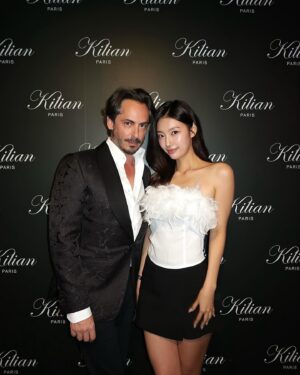 Park Se-jeong Instagram - Kilian Paris Party Night✨🪩

@KILIANPARIS #Kilianparis #킬리안파리 #킬리안