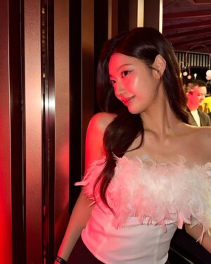 Park Se-jeong Instagram - Kilian Paris Party Night✨🪩

@KILIANPARIS #Kilianparis #킬리안파리 #킬리안