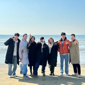Park Se-wan Instagram - 겨울 바다 안녕 🌊 @netflixkr