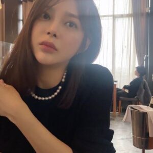 Park Si-yeon Thumbnail - 3.2K Likes - Top Liked Instagram Posts and Photos