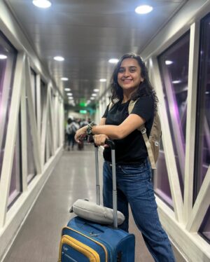 Parna Pethe Instagram - चला! ✈️❤️

—
@kadambarik13 @ninad.limaye @ketkar_partha