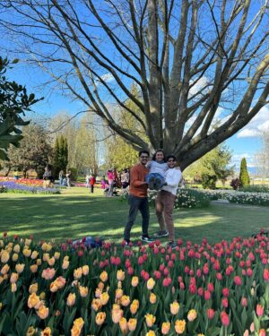 Parna Pethe Instagram - Seattle Airdrop 🌷

Thankyou @seattlemaharashtramandal 🙂

.. 
pc @ninad.limaye @patkarjayesh22 @muktabarve @kadambarik13 🤍