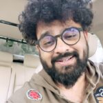 Parna Pethe Instagram – Lots n lots of love coming to “Yeda He man majha”. More songs on the way ! ❤️ Do check it out on YouTube & all the Audio platforms if you haven’t yet !! 
.
Thank you @everestentertainment @vishayhardthefilm @birdboyentertainment @samirdharap9 
#yedahemanmajha #vishayhard #marathi #film #songs #romantic #trending #composer #singer