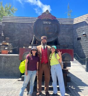 Parna Pethe Instagram - Los Angeles ☀️
Rides and Shine 🎢🎡✨ 

— 

#universalstudioshollywood 
#pacificocean 

📷 cc team members 🙂