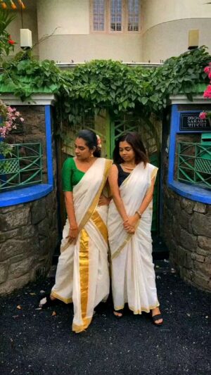 Parvathy Arun Instagram - Happy onam 🥰

@sreedevi.asok 
#onam #dance #love #fun #reels
#Kerala #mallu #saree #settumundu