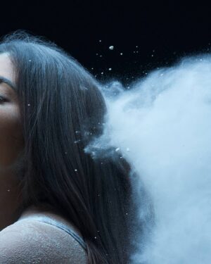 Parvathy Arun Instagram - Be your own angel 😇😋🤷‍♀️😘

Photography : @alekhphotos 
Model : @parvathy_arun_ 
Lights : @broncolor 
Photography  team : @unnikrishnan.rj @the.clueless.creative___ 
Studio : bokeh tree

#photography #love #usa