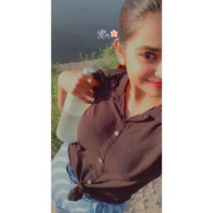 Parvathy Arun Instagram - 😝😝😝😝 ahem ahem 
#Trivandrum  #loveyourself #me 🤣🤣