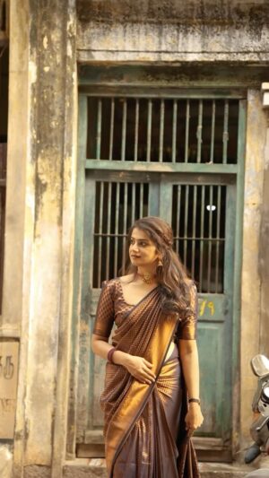 Parvathy Venkitaramanan Instagram - Wearing @mmboutiquebyjasmin
VC @skmani_photography