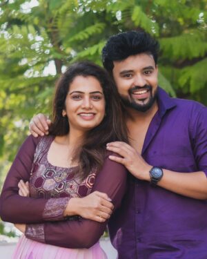 Parvathy Venkitaramanan Instagram - US 💜
#azhar#paps#parvathy#anchors#models#actors#besties#friendsforever 

Location : @pawsup_chennai