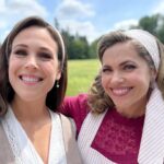 Pascale Hutton Instagram - Always know we’re in for a fun scene when @erinkrakow and I get to tie on the kerchiefs! #season11 #wcth #hearties