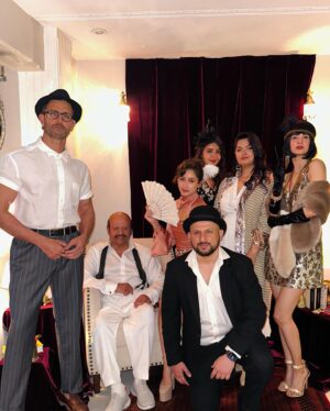 Pashmina Roshan Instagram - Happy birthday duggu bhaiya, You are the glue that brings our family together! Thankyou for filling our life with SO MUCH love, laughter and happiness. There are no words to describe how much I love you! ♥️🥰♥️ #vibesarevibes #youngforever