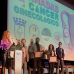 Pastora Soler Instagram - Hoy he tenido el honor de ser la madrina, junto a mi querido @_manusanchez_ de las Jornadas contra el Cáncer celebradas en mi pueblo, en Coria del Río. No puedo estar más orgullosa de aportar mi granito de arena en esta lucha de mano @coria_del_rio_contra_el_cancer y del @aytocoriadelrio y de la @contraelcancer.es . Y Gracias querido Manu por contarnos tu historia con tanta humanidad y naturalidad, gracias por relatarnos tu lucha y ayudar a tanta gente con tu testimonio, que suerte compartir tantos momentos contigo y aprender de ti! 💜 #jornadascontraelcancer #coriadelrio #cáncerginecologico