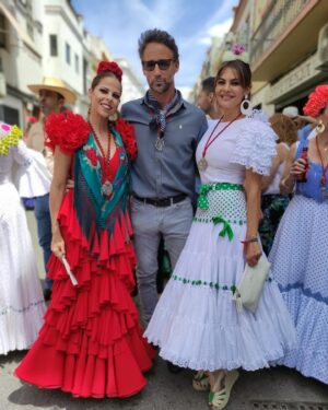 Pastora Soler Instagram - CORIA 💛

#salidadelascarretas #camino2024 #romeriadelrocio #coriaesdiferente 

Gracias @monicamendez_modaflamenca 
Tus diseños siempre bonitos y cómodos ❤️
@lavictoriajoyas
