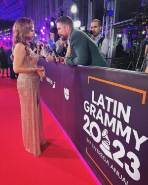 Pastora Soler Instagram - Resumen de una semana apasionante!!!! 
Era emocionante recibir los @latingrammys en mi tierra, en mi Sevilla, pero la semana ha resultado ser mucho más divertida de lo q esperaba! 
🤭☺️🫶😍😅

#music #Sevilla #celebracion #latungrammy #amigas