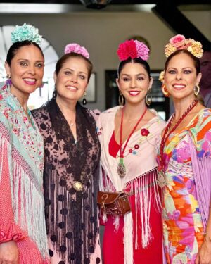 Pastora Soler Instagram - Rocío 2024 🕊️

Gracias a mi gente y mis amigos por hacerlo especial!!!!!!! Viva la Virgen del Rocío! 🙏🏻