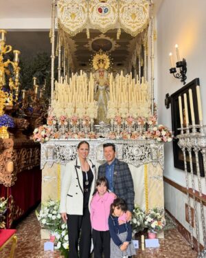 Pastora Soler Instagram - La Semana Santa más peculiar de todas las que he vivido.. pero lo importante es disfrutar de los momentos y han sido muchos y muy especiales! 

Gracias vida!!!! 🤍🤍🤍 

#vueltaalarutina #semanasanta24 #familia #amigos