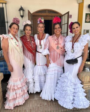 Pastora Soler Instagram - Rocío 2024 🕊️

Gracias a mi gente y mis amigos por hacerlo especial!!!!!!! Viva la Virgen del Rocío! 🙏🏻