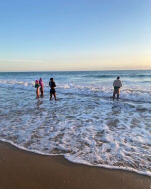 Patrícia Mamona Instagram - Recovering by the sea 🌊

#algarve #trainingcamp #trackandfield #recovery
