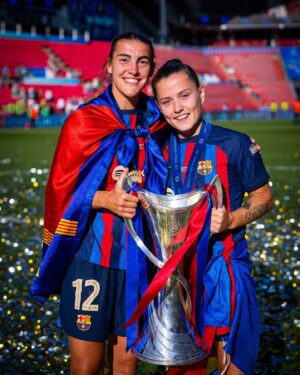 Patri Guijarro Instagram - CAMPEONAS DE EUROPA 2023 🏆💙❤️✌🏼
