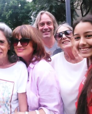 Patricia Echegoyen Instagram - Hoy hace 19 años..que llegaste a nuestras vidas para convertirnos en los padres mas Felices del mundo.❤️ Verte crecer y hacerte mujer...me enorgullece ..y saber que cada día estas creciendo con tanta madurez...tantos valores..y fiel a vos misma...vas a ser... .lo que quieras ser...porque sabes muy bien que querés y que No...Amo acompañarte en  este proceso y que sepas que SIEMPRE  contás conmigo...Feliz Cumple Hija...Te AMO..👏👏👏👍😘❤️❤️❤️❤️
@rodrihindu @viupardo @giannchiappa
