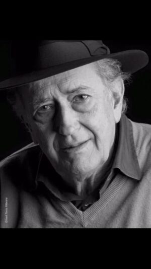 Patrícia Tavares Instagram - Um dia triste 
🖤 
Que descanse em paz