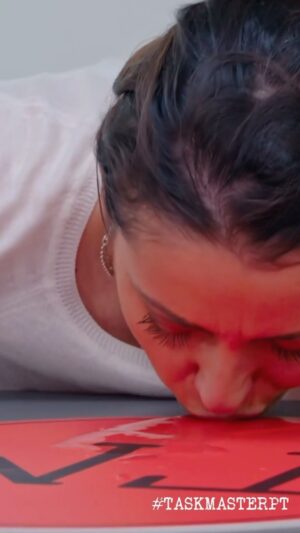 Patrícia Tavares Instagram - 🥚Uma salva de palmas para a Patrícia Tavares que deu tudo nesta tarefa! 👏👏😂

#taskmasterpt #rtp1 #fremantlept