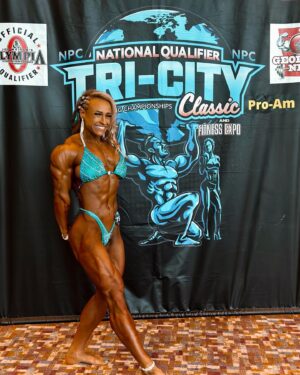 Patricia Parker Instagram - I FREAKING MADE IT. 

Finals here in five hours, then I’ll have OFFICIALLY made it through my first bodybuilding competition prep and show. 

Longer post coming when I can think straighter.