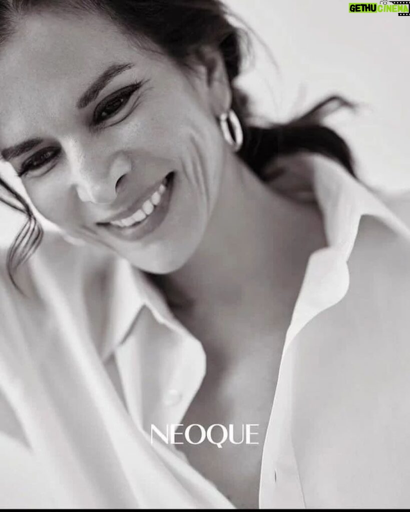 Patricia Velásquez Instagram - from @patriciavelasquezfanspage1 @neoquemagazine • Use your smile to change the world, don’t let the world change your smile.😀❤👸🌟🌷🌺🌻🍃 . . . . @wayuuprincess #patriciavelasquez #patriciavelazquez #patriciavelasquez @osvaldoponton @mariannevegasbrandt