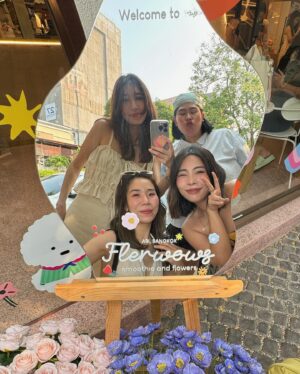 Patteera Sarutipongpokin Instagram - วัยหวานอย่างเรา 😂🌸🌻🌷🌼💐