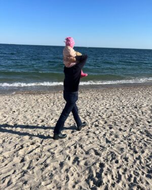 Patti Hansen Instagram - A perfect day at the beach ❤️