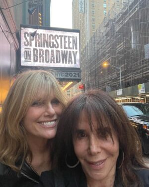 Patti Hansen Instagram - It was thrilling being back on Broadway last night seeing @springsteen . The show was magnificent and he is such an amazing storyteller. It was great to see him bring his book to life. Of course seeing my dear friend @michaelkors was another highlight and being with my dinner and show date Jane Rose. I love NYC and can’t wait for more.