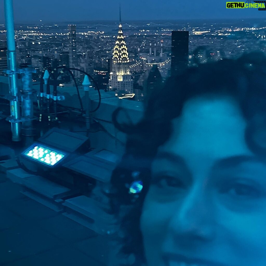 Patti Harrison Instagram - A birthday for Amy is a birthday for us all 🎂❤️ saw the sunset from the urethra of the Empire State thanks to THE-ghost-of-Carrie-Bradshaw @brocktalbot 😭 the tower lights were teal for food allergy awareness week. Hmmm which reminds me that I have noticed a lot of people on here who are normally so fucking outspoken about other causes be REALLY quiet/not speaking out at ALL about food allergy awareness week?? 🤔Know that I see you & I’ll fucking remember that in the future…🤨 happy fucking birthday @aezimmer_ 🥿