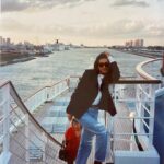 Paty Díaz Instagram - Mira nomas… lo que me encontré 📸 … Hace 30 vueltas 🌎 uf! #tbt