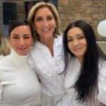 Paty Díaz Instagram - Ranita preciosa FELIZ Y BENDECIDO CUMPLEAÑOS!!🎂🎉🎈 Gracias por regalarnos estos momentos llenos de muchas sonrisas y tantos recuerdos, celebrando tu vida! LOS AMO!!!❤️ @anamariadelatorre_ @nataliaesperonmx @adrianalarranagaoficial #arathdelatorre #amistad #bendiciones #amor #forever #love #friends #friendsforever