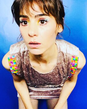 Paula Reca Instagram - Todo listo! Prensa EN LA MIRA
@wbpictures.ar @hbomaxla @telefe 
Gracias @marianelafidalgo @igna.mora