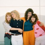 Paula Malia Instagram - Se viene un buen podcast. El 2 de junio 3T de Valeria en @netflixes ✨