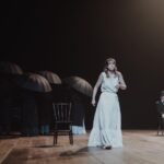 Paula Malia Instagram - Ahir vam estrenar “LA NOSTRA CIUTAT” al @teatrelliure No puc ser més feliç amb tota la gran, preciosa i meravellosa família de Grover’s Corners. Hi serem fins el 12/11! 🌻🌽🐓🐎 📷 @silviapoch