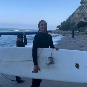Paula Patton Instagram - ...Surf Part 2: We fall, but we get up. Never give up🌊🌈
So grateful for my friend and phenomenal teacher, Steve Drobny, who helped me achieve a dream!!!🙏🏽🌊
I hope you all have a blessed Sunday!!!🙏🏽✨🌊