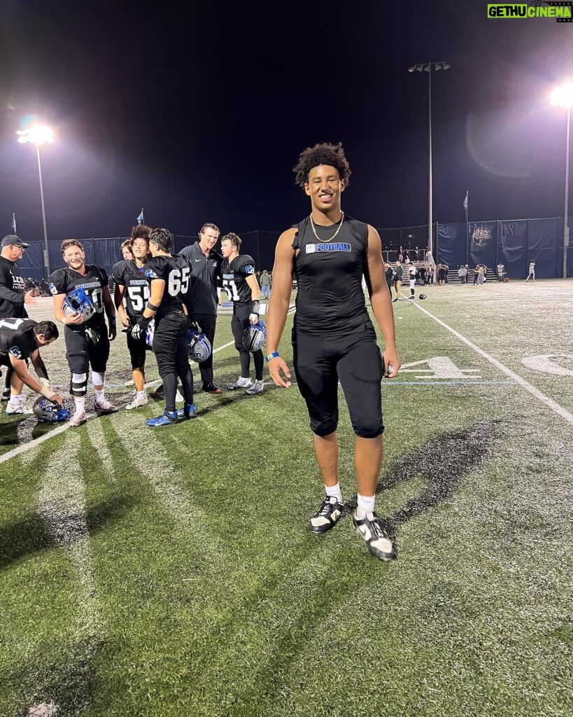 Paula Patton Instagram - Congratulations to my amazing nephew Julius, who killed it at his homecoming game. Auntie Paula is so proud of you!! 🏈🙌🏽✨❤️🥰