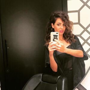 Paula Prendes Instagram - Llega un momento en la vida en que a una le apetece cambiar de estilo! 💇🏻‍♀️Y mira que yo soy conservadora (solo en ese sentido, claro 🙄)Pero si confías en las mejores…no hay fallo @thebeautyconcept @paz_torralba 

Que encima ahora han abierto una peluquería, por si tuvieran poco…#thebeautyconcepthair